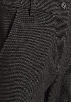 Opus Femme MELINA FRESH Pantalon Classique Black 18 Opus Femme MELINA FRESH Pantalon Classique Black -Opus Soldes Magasin c4612f72e5dd41f49074ef72dcfc1bef