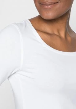 Opus Femme SANIKA T Shirt Basique White 11 Opus Femme SANIKA T Shirt Basique White -Opus Soldes Magasin c8b2c38b09854b91b3cade6b82d6cdf0