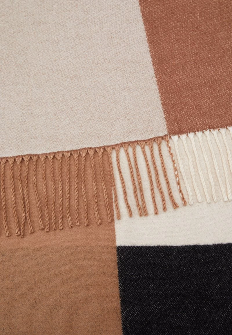 Opus Femme AKANTE SCARF Écharpe Creamy Camel 5 Opus Femme AKANTE SCARF Écharpe Creamy Camel â Image 3