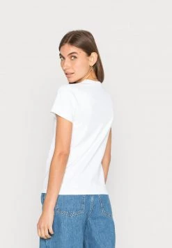 Opus SAMUN T Shirt Basique White Femme -Opus Soldes Magasin d18ee0d9423b4d4487f9e70d89f40045