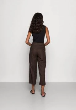 Opus MISHA HERITAGE Pantalon Classique Truffle Femme -Opus Soldes Magasin d2f6bccb1ff44cab9ee75f8a812c4d8a