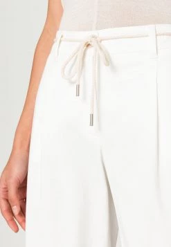 Opus MAKILA Pantalon Classique Milk Femme 11 Opus MAKILA Pantalon Classique Milk Femme -Opus Soldes Magasin d2fe11697ee74e509f9bae18379a4bb1