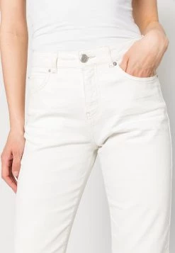 Opus Femme LIANDRA UNDYED Jean Slim Milk -Opus Soldes Magasin d5ecf1874f454db3abbf1897fc50cdb7