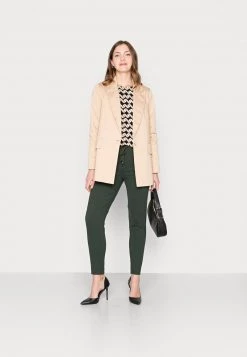 Opus FENJO T Shirt à Manches Longues Black Femme 8 Opus FENJO T Shirt à Manches Longues Black Femme -Opus Soldes Magasin d7a5b7e1eaf4403f9a3b3ac352664bf8