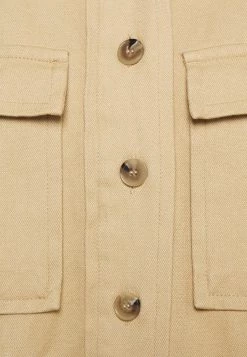 Opus Femme HAYANA Veste Légère Pebble Stone 7 Opus Femme HAYANA Veste Légère Pebble Stone -Opus Soldes Magasin dd8010a23df14326add8ba3b97a726e3