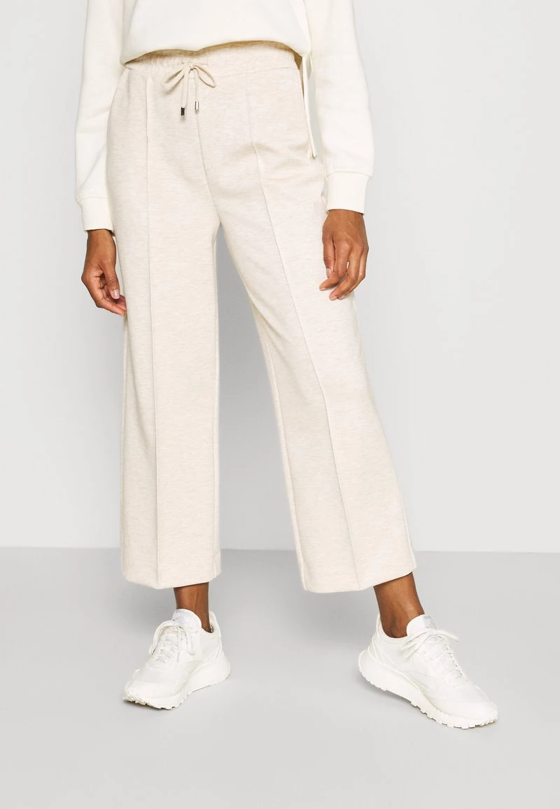 Opus MERELDA Pantalon De Survêtement Macadamia Femme 3 Opus MERELDA Pantalon De Survêtement Macadamia Femme