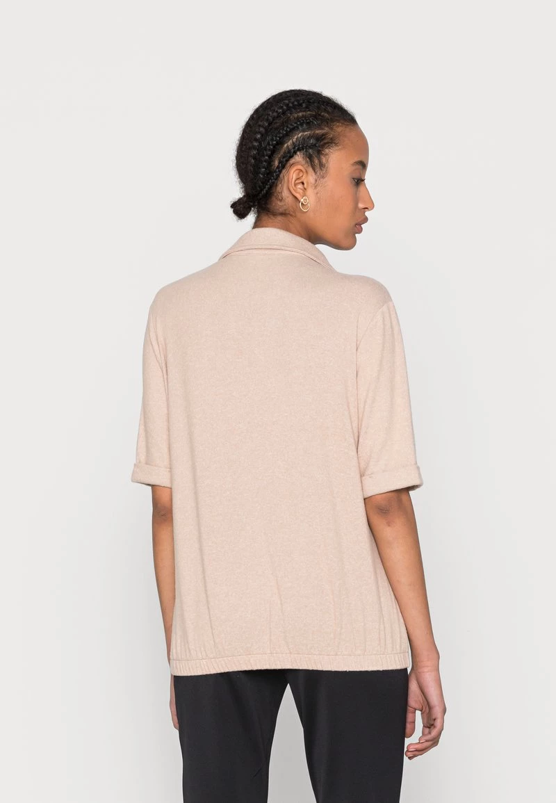 Opus SANASTASIA T Shirt Basique Sweet Almond Femme 5 Opus SANASTASIA T Shirt Basique Sweet Almond Femme – Image 3