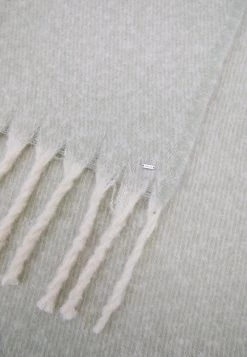 Opus AKOPI SCARF Écharpe Misty Mint Femme -Opus Soldes Magasin e7d4456717d8440a867805f182c80a4b