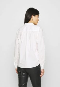 Opus FRAUBE Blouse White Femme 11 Opus FRAUBE Blouse White Femme -Opus Soldes Magasin eba3fb9c4df94d43a6f9b6838c0e104f