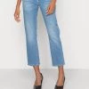 Opus Femme LOUIS Jean Droit Light Fresh Blue -Opus Soldes Magasin ee8b1d5d95c342f894c48fcb71daf297