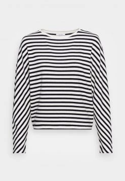 Opus SEVUN Pullover Milk Femme -Opus Soldes Magasin f0b2968a107847ed95a14de4e73455b2