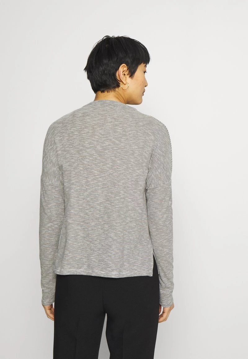 Opus SIKELE T Shirt à Manches Longues Black Femme 5 Opus SIKELE T Shirt à Manches Longues Black Femme – Image 3