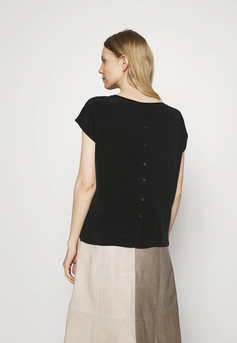 Opus Femme SALMI T Shirt Imprimé Black 5 Opus Femme SALMI T Shirt Imprimé Black – Image 3